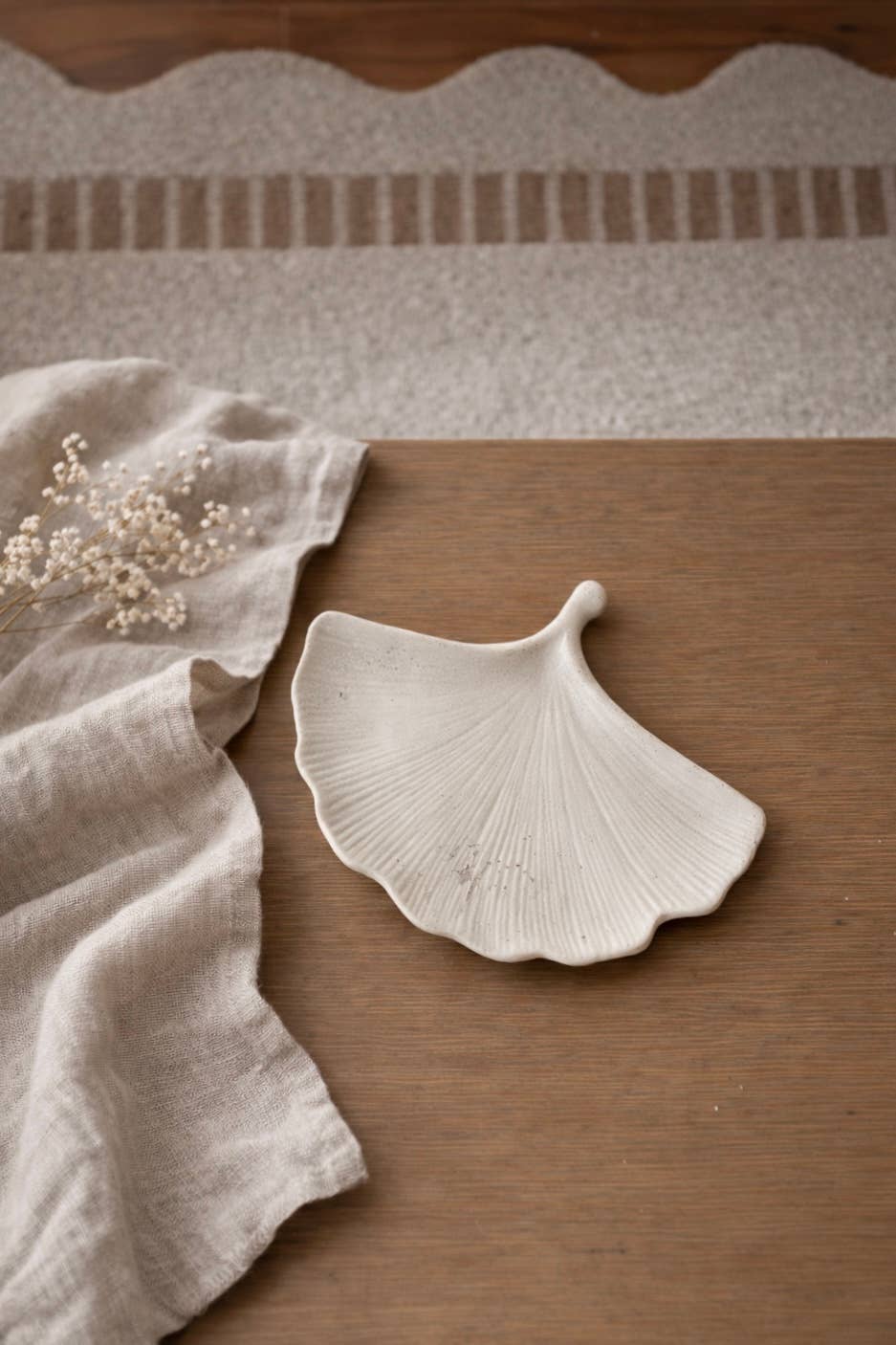 Stone Gingko Leaf Tray